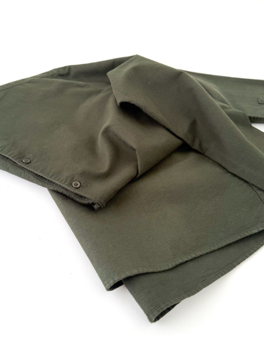 New COS Men's Olive Green Band Collar Shirt Quarter Button Twill Size L Men's - Picture 10 of 13